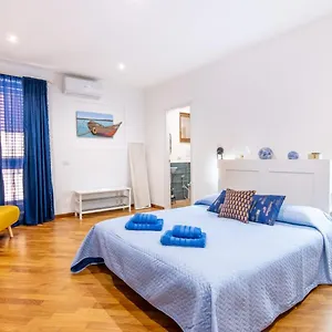 Affittacamere Talia - And Elegant In The Heart Of, Palermo